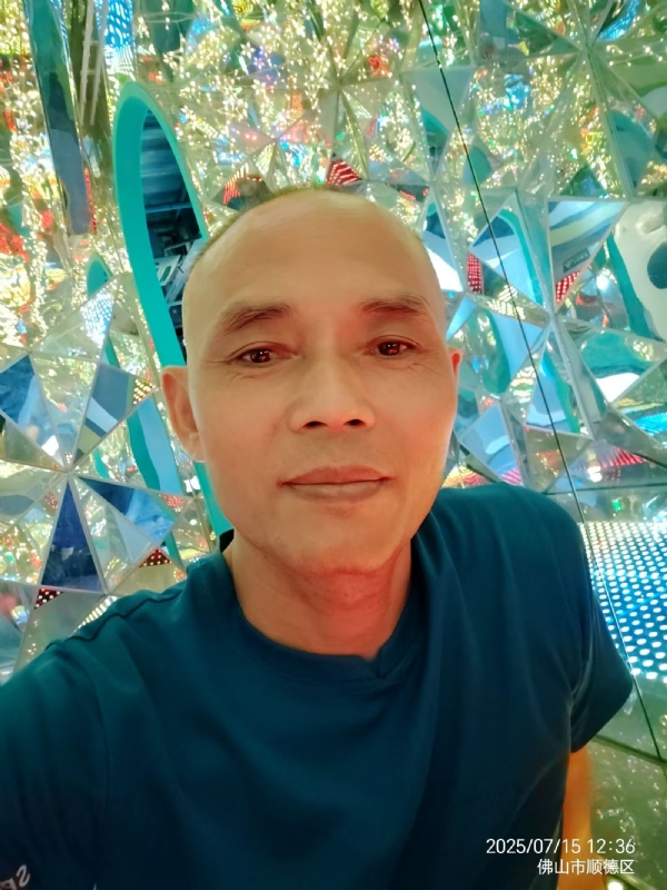 阿里睡不着的第二张照片--连云港相亲服务中心