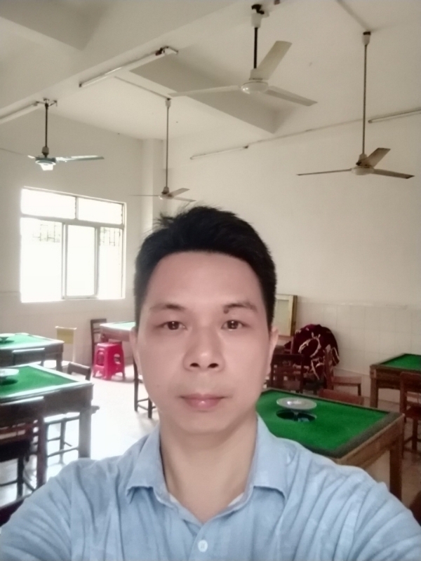 笑对人生的第一张照片--连云港相亲服务中心