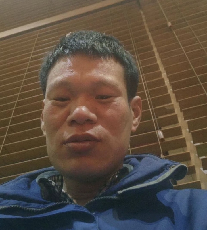 爱你在心口难开的第一张照片--连云港相亲服务中心