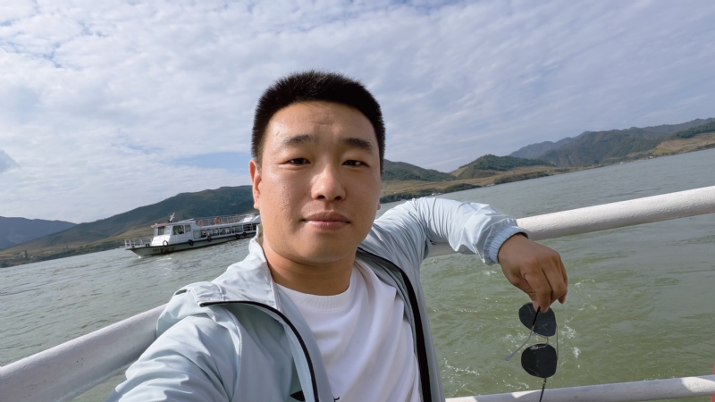 烟花易笑的第四张照片--连云港相亲服务中心