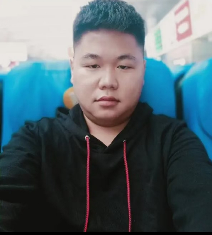 黄斌的第二张照片--连云港相亲服务中心