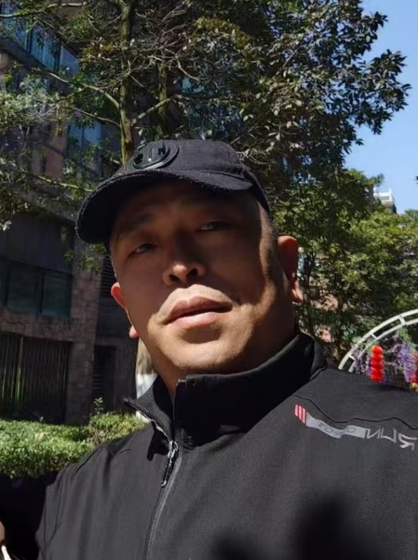 蓝色海洋的第一张照片--连云港相亲服务中心