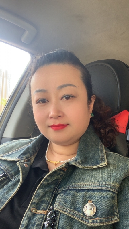 云中的蝶的第一张照片--连云港相亲服务中心