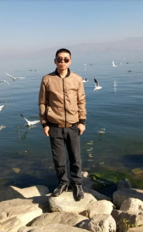 追光者的第一张照片--连云港相亲服务中心