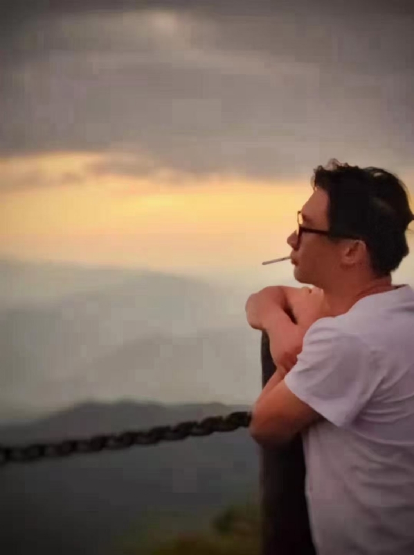 心有山海静而无边的第二张照片--连云港相亲服务中心